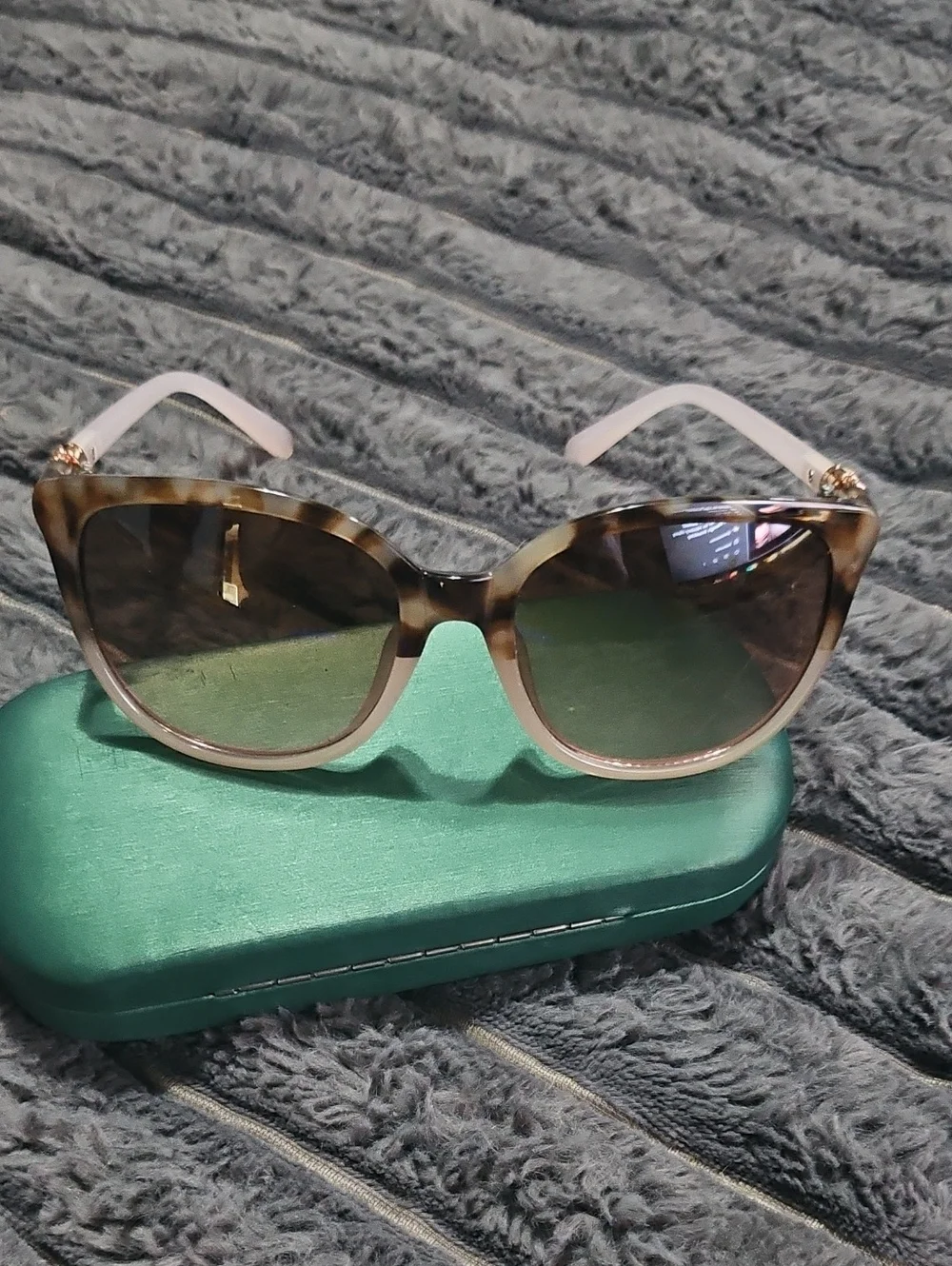 Womens Vintage Designer Sunglasses